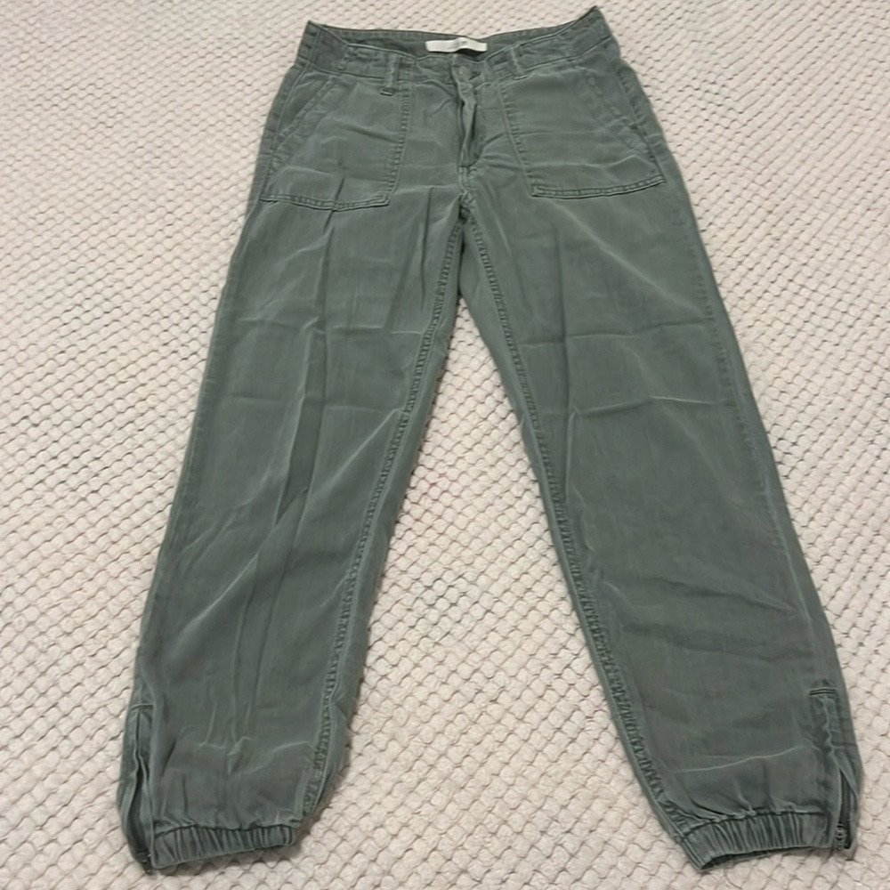 Joe’s jeggins sage color